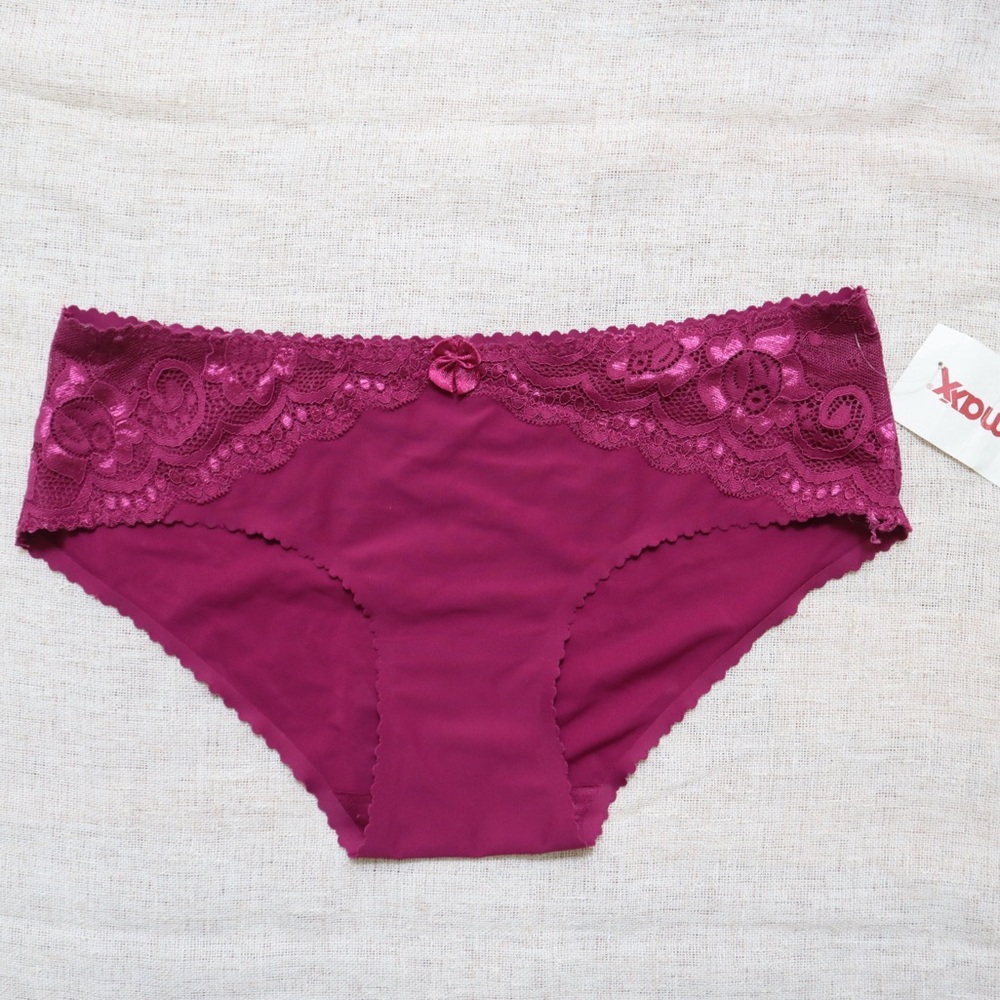 Sophie b. Intimates Seamless Burgundy Panty NWT